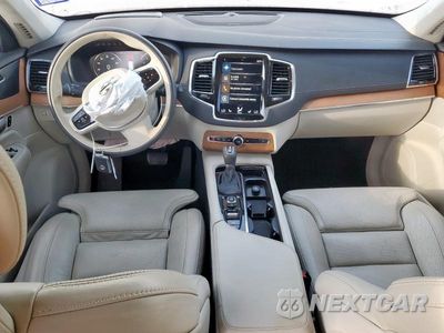 Zdjęcie 8 z 14 samochodu: 2020 VOLVO XC90 T6 INSCRIPTION VIN:YV4A221L7L1545885 - miniatura