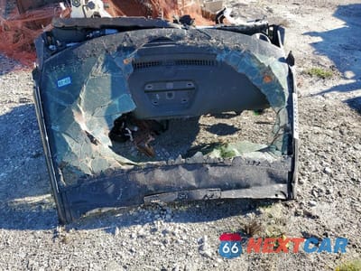 Piąte zdjęcie samochodu w środku: 2022 GMC SIERRA K3500 DENALI VIN:1GT49WEYXNF117176 - miniatura