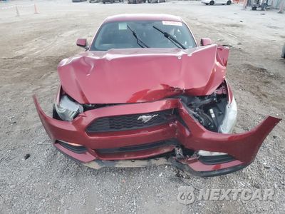 Piąte zdjęcie samochodu w środku: 2015 FORD MUSTANG VIN:1FA6P8AM9F5332980 - miniatura