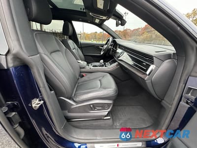 Piąte zdjęcie samochodu w środku: 2021 AUDI Q8 PREMIUM PLUS S-LINE VIN:WA1EVAF18MD015075 - miniatura