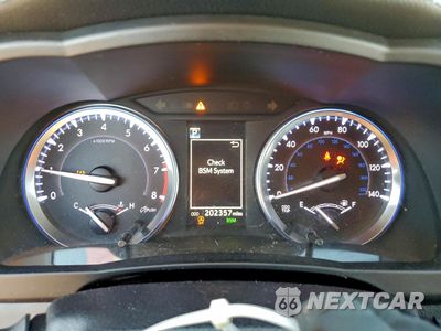 Zdjęcie 9 z 15 samochodu: 2018 TOYOTA HIGHLANDER SE VIN:5TDJZRFH5JS497928 - miniatura