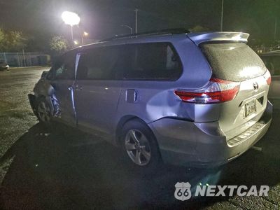 Drugie zdjęcie samochodu z przodu: 2017 TOYOTA SIENNA LE VIN:5TDKZ3DC6HS860594 - miniatura