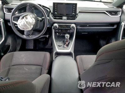 Zdjęcie 8 z 13 samochodu: 2021 TOYOTA RAV4 PRIME SE VIN:JTMAB3FV2MD037620 - miniatura