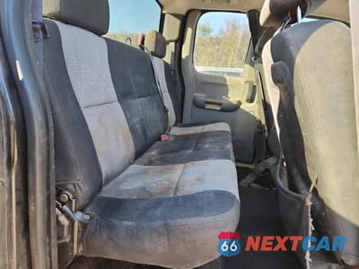Zdjęcie 10 z 12 samochodu: 2007 CHEVROLET SILVERADO C1500 VIN:2GCEC19C771598070 - miniatura