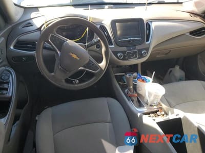 Zdjęcie 8 z 13 samochodu: 2018 CHEVROLET MALIBU LS VIN:1G1ZB5ST6JF282335 - miniatura