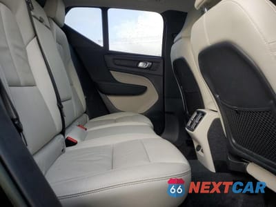 Zdjęcie 11 z 12 samochodu: 2023 VOLVO XC40 PLUS VIN:YV4L12UN1P2913003 - miniatura