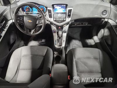 Zdjęcie 8 z 13 samochodu: 2016 CHEVROLET CRUZE LIMITED LT VIN:1G1PE5SB5G7115280 - miniatura