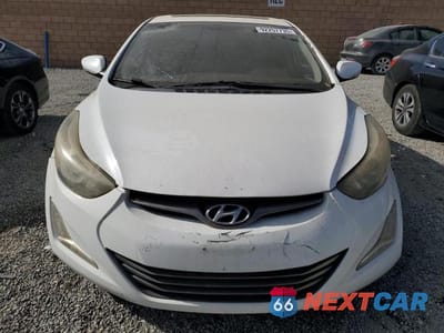 Piąte zdjęcie samochodu w środku: 2014 HYUNDAI ELANTRA SE VIN:5NPDH4AE1EH495041 - miniatura