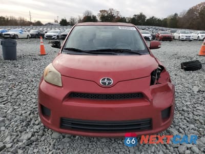 Piąte zdjęcie samochodu w środku: 2013 TOYOTA SCION XD VIN:JTKKUPB45D1037933 - miniatura
