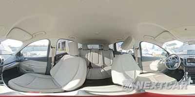Zdjęcie 15 z 15 samochodu: 2018 FORD ESCAPE SE VIN:1FMCU9GD9JUC60353 - miniatura