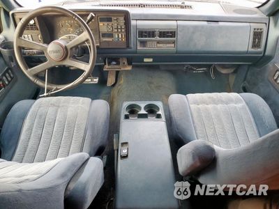 Zdjęcie 8 z 12 samochodu: 1994 GMC SIERRA C1500 VIN:2GTEC19K0R1515234 - miniatura