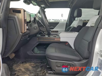 Zdjęcie 7 z 15 samochodu: 2025 GMC HUMMER SUV 2X VIN:1GKT0NDE2SU118177 - miniatura