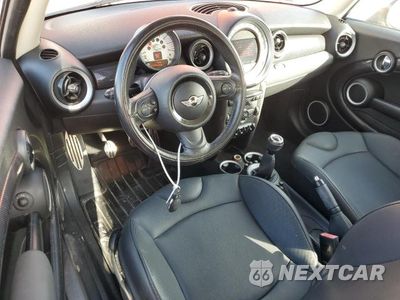 Zdjęcie 8 z 11 samochodu: 2011 MINI COOPER S VIN:WMWSV3C57BTY22845 - miniatura