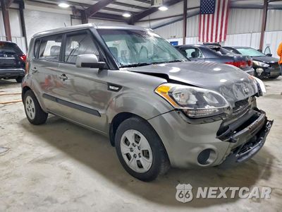 Czwarte zdjęcie samochodu z boku: 2013 KIA SOUL VIN:KNDJT2A52D7633419 - miniatura
