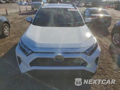 Piąte zdjęcie samochodu w środku: 2022 TOYOTA RAV4 XLE VIN:2T3W1RFV1NC174856 - miniatura