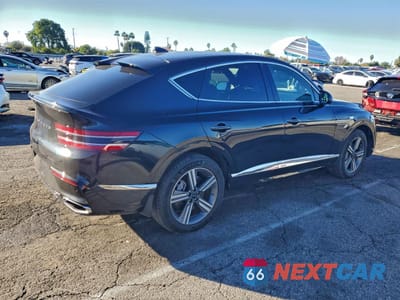 Trzecie zdjęcie samochodu z tyłu: 2025 GENESIS GV80 COUPE VIN:KMUJAESC3SU224006 - miniatura