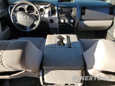 Zdjęcie 8 z 14 samochodu: 2009 TOYOTA TUNDRA DOUBLE CAB VIN:5TFRU54109X019504 - miniatura