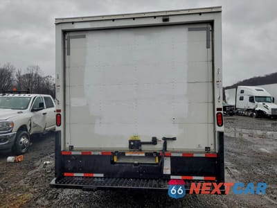 Zdjęcie 10 z 13 samochodu: 2024 FORD ECONOLINE BOX TRUCK VIN:1FDWE3FN0RDD28472 - miniatura