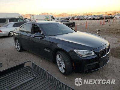 Czwarte zdjęcie samochodu z boku: 2014 BMW 750 I VIN:WBAYA8C55ED825308 - miniatura