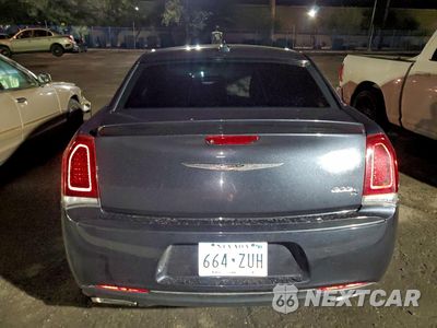 Zdjęcie 6 z 14 samochodu: 2019 CHRYSLER 300 S VIN:2C3CCABG8KH573302 - miniatura