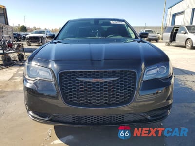 Piąte zdjęcie samochodu w środku: 2022 CHRYSLER 300 TOURING VIN:2C3CCAAG7NH214478 - miniatura