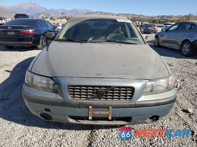 Piąte zdjęcie samochodu w środku: 2002 VOLVO S60 2.4T VIN:YV1RS58D922152561 - miniatura