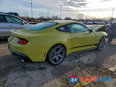 Trzecie zdjęcie samochodu z tyłu: 2025 FORD MUSTANG VIN:1FA6P8TH5S5128218 - miniatura
