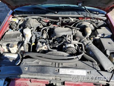Zdjęcie 12 z 15 samochodu: 2000 GMC JIMMY / ENVOY VIN:1GKDT13W1Y2266954 - miniatura