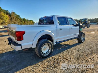 Trzecie zdjęcie samochodu z tyłu: 2019 FORD F150 SUPERCREW VIN:1FTEW1E59KFC49721 - miniatura