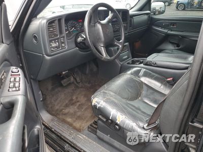 Zdjęcie 8 z 14 samochodu: 2002 CHEVROLET AVALANCHE C1500 VIN:3GNEC13T62G138883 - miniatura