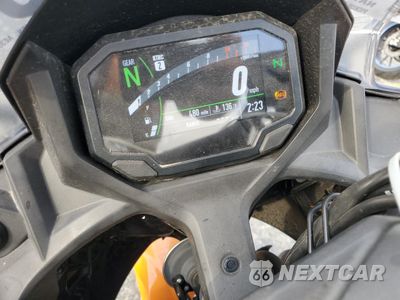 Zdjęcie 7 z 10 samochodu: 2025 KAWASAKI EX650 P VIN:ML5EXEP18SDAE3583 - miniatura