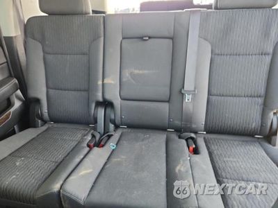 Zdjęcie 10 z 13 samochodu: 2015 CHEVROLET SUBURBAN C1500 LS VIN:1GNSCHKC2FR665709 - miniatura