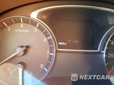 Zdjęcie 9 z 12 samochodu: 2017 NISSAN ALTIMA 2.5 VIN:1N4AL3AP4HC205183 - miniatura