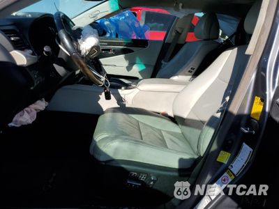 Zdjęcie 7 z 14 samochodu: 2013 LEXUS LS 460 VIN:JTHCL5EF2D5017128 - miniatura