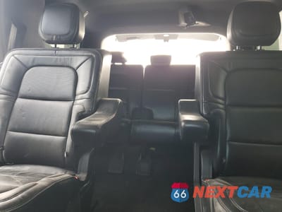 Zdjęcie 10 z 14 samochodu: 2019 LINCOLN NAVIGATOR RESERVE VIN:5LMJJ2LTXKEL17379 - miniatura