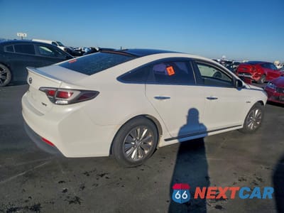 Trzecie zdjęcie samochodu z tyłu: 2017 HYUNDAI SONATA HYBRID VIN:KMHE24L17HA058099 - miniatura