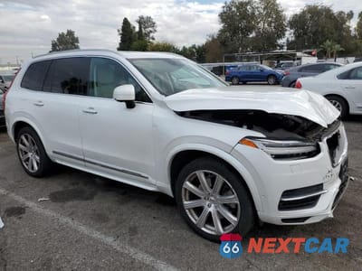 Czwarte zdjęcie samochodu z boku: 2017 VOLVO XC90 T8 VIN:YV4BC0PL7H1179656 - miniatura
