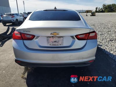 Zdjęcie 6 z 13 samochodu: 2018 CHEVROLET MALIBU LS VIN:1G1ZB5ST6JF282335 - miniatura