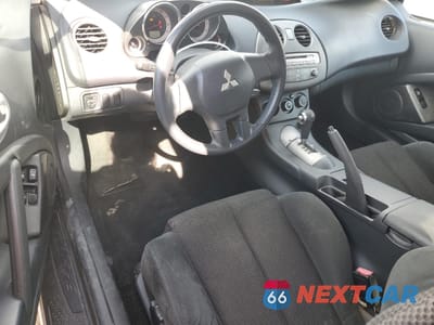 Zdjęcie 8 z 15 samochodu: 2008 MITSUBISHI ECLIPSE GS VIN:4A3AK24F38E038097 - miniatura