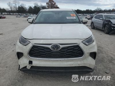 Piąte zdjęcie samochodu w środku: 2021 TOYOTA HIGHLANDER L VIN:5TDCZRAH0MS033708 - miniatura