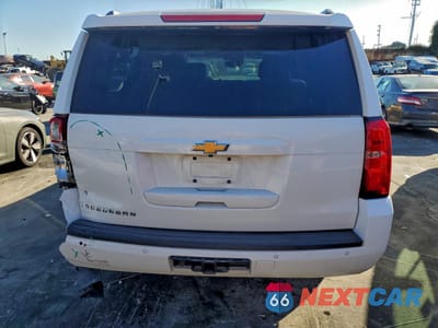 Zdjęcie 6 z 13 samochodu: 2020 CHEVROLET SUBURBAN C1500 LT VIN:1GNSCHKC3LR250832 - miniatura