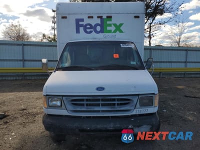 Piąte zdjęcie samochodu w środku: 1997 FORD E350 BOX TRUCK VIN:1FDKE37L7VHB87771 - miniatura