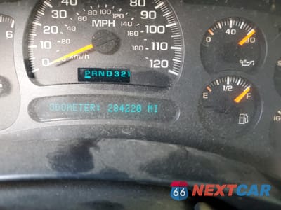 Zdjęcie 9 z 13 samochodu: 2003 CHEVROLET SILVERADO C2500 HEAVY DUTY VIN:1GCHC24U93E288109 - miniatura