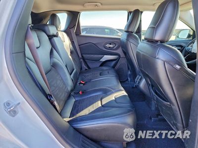 Zdjęcie 11 z 13 samochodu: 2022 JEEP CHEROKEE LATITUDE VIN:1C4PJMCX3ND553110 - miniatura