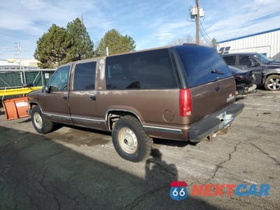 Drugie zdjęcie samochodu z przodu: 1994 CHEVROLET SUBURBAN K1500 VIN:1GNFK16K7RJ395442 - miniatura