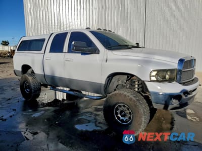 Czwarte zdjęcie samochodu z boku: 2005 DODGE RAM 3500 ST VIN:3D7LS38C55G781260 - miniatura