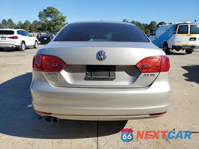 Zdjęcie 6 z 14 samochodu: 2013 VOLKSWAGEN JETTA SE VIN:3VWDX7AJ5DM255241 - miniatura