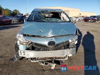 Piąte zdjęcie samochodu w środku: 2017 TOYOTA PRIUS V VIN:JTDZN3EU4HJ070984 - miniatura