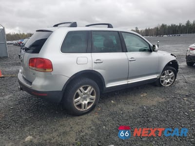 Trzecie zdjęcie samochodu z tyłu: 2004 VOLKSWAGEN TOUAREG 3.2 VIN:WVGBC67L54D026798 - miniatura