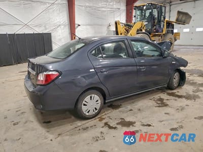 Trzecie zdjęcie samochodu z tyłu: 2024 MITSUBISHI MIRAGE G4 ES VIN:ML32FUFJ1RHF04561 - miniatura